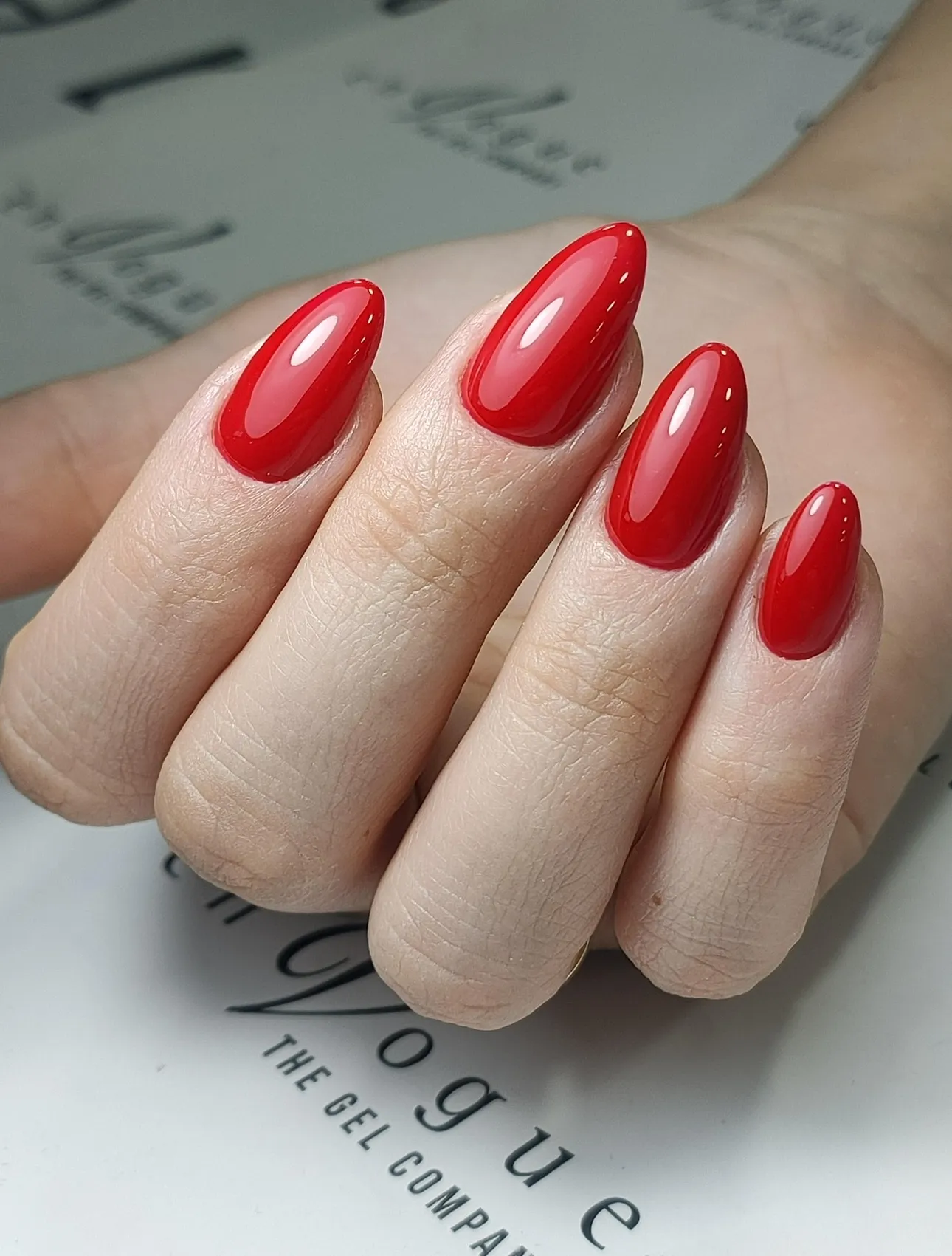 Uñas de gel rojas